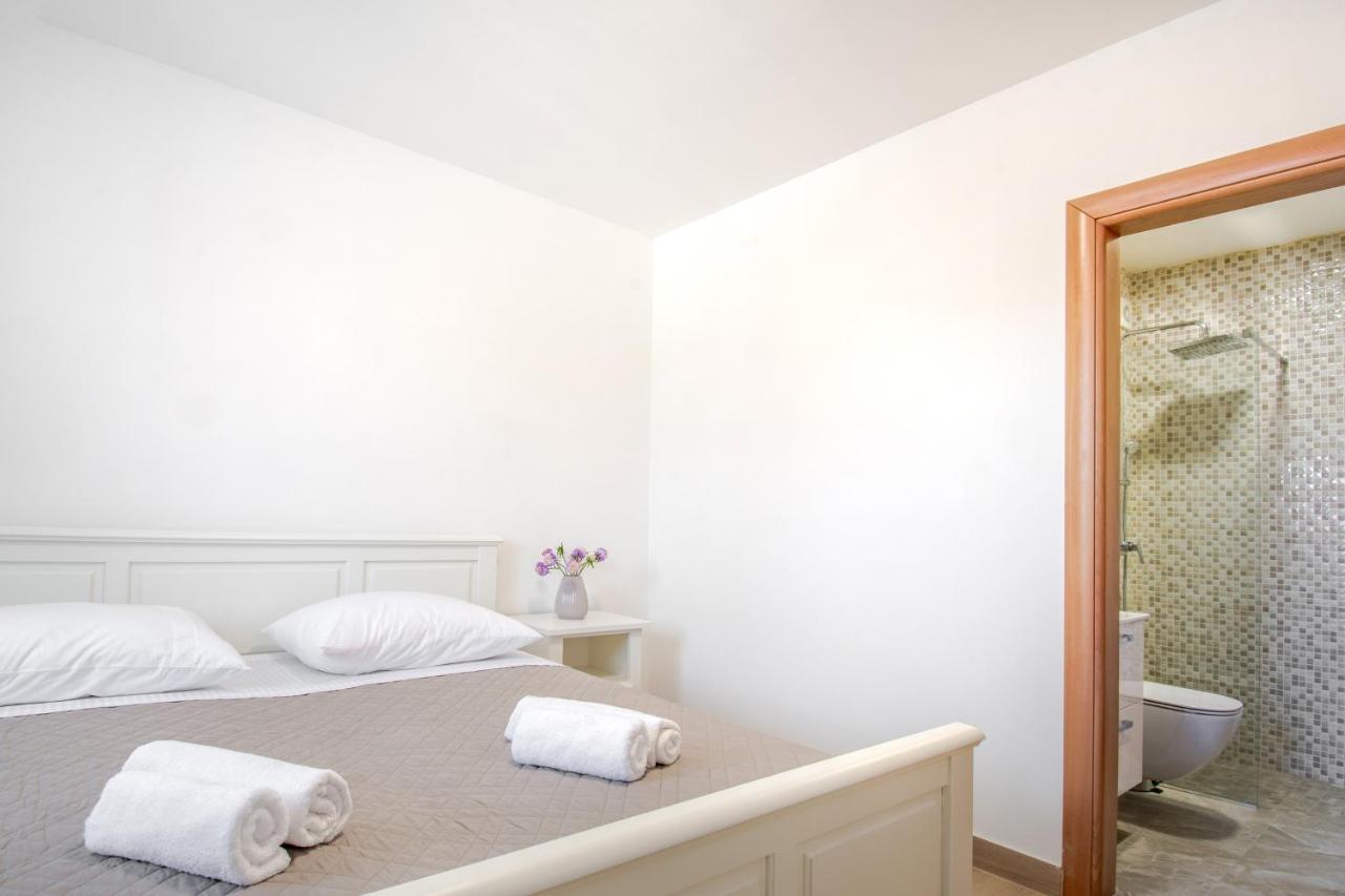 Luxury Apartments Alkar With Swimming Pool Ražanj Extérieur photo