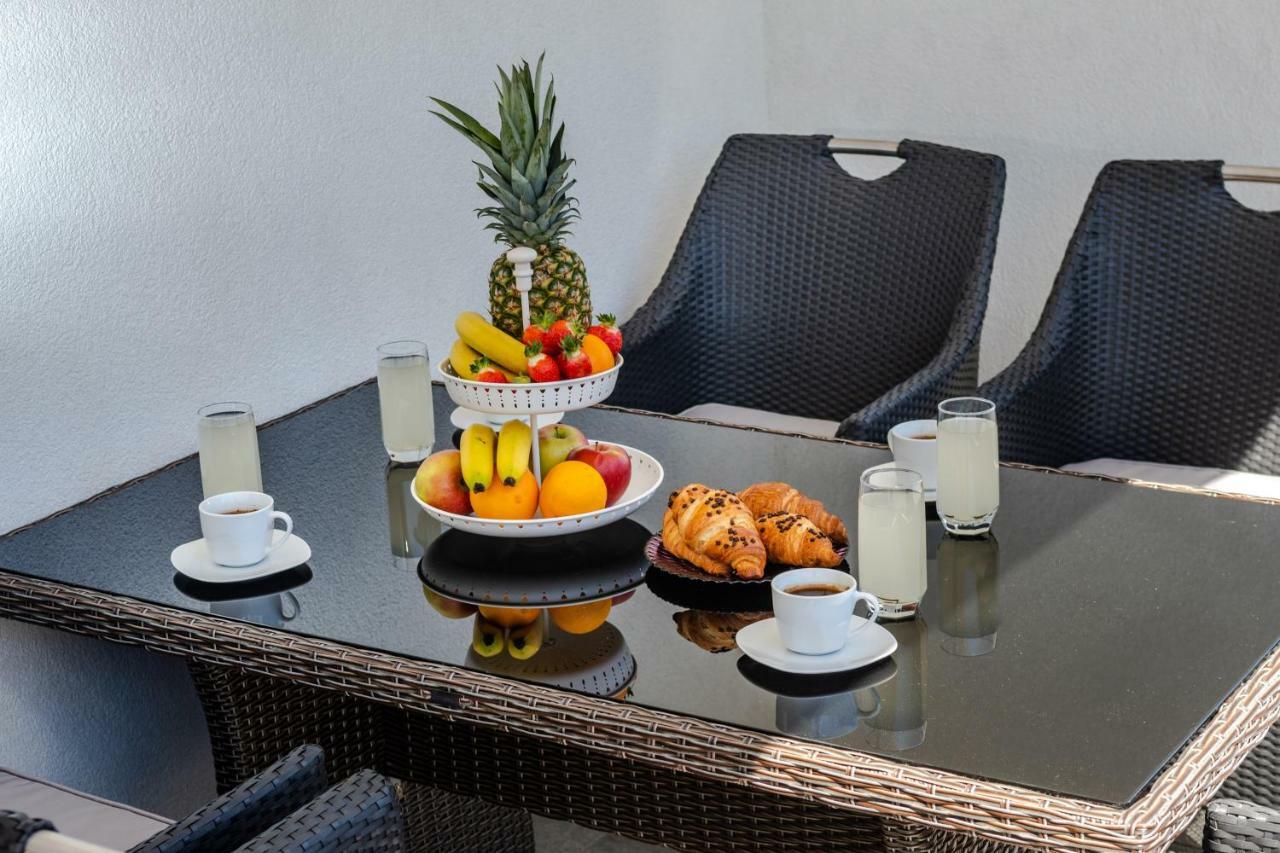 Luxury Apartments Alkar With Swimming Pool Ražanj Extérieur photo